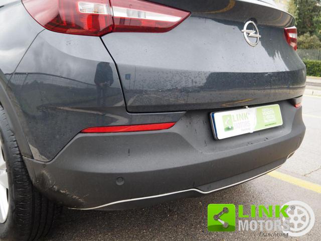 OPEL Grandland X usata, con Specchietti laterali elettrici
