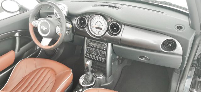 MINI Cabrio usata 43