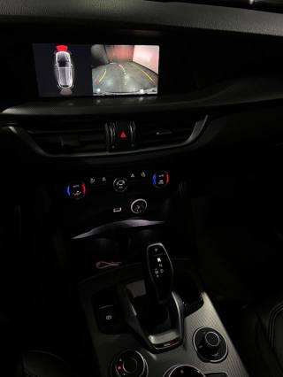 ALFA ROMEO Stelvio usata, con Cerchi in lega