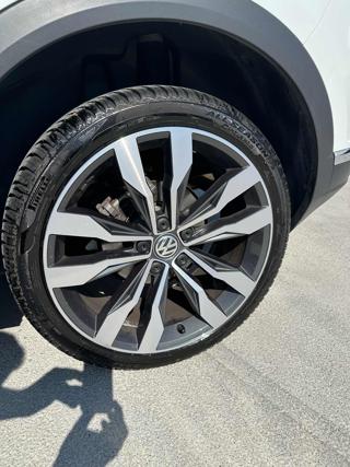VOLKSWAGEN T-Roc usata, con Cerchi in lega