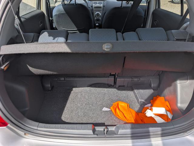 TOYOTA Yaris usata, con Servosterzo