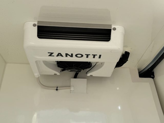 FORD Transit Connect usata, con Volante multifunzione