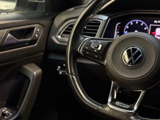 VOLKSWAGEN T-Roc usata, con Volante in pelle