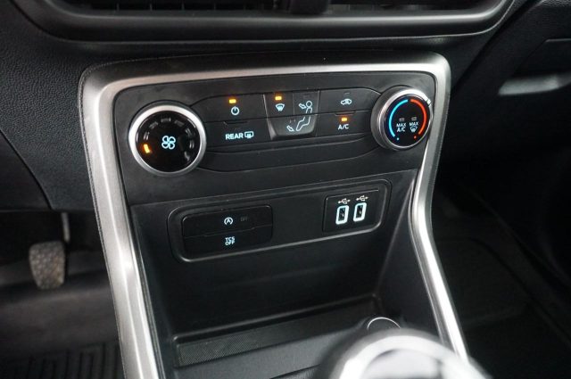 FORD EcoSport usata, con Volante in pelle