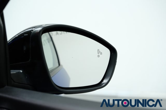 PEUGEOT 208 usata 51