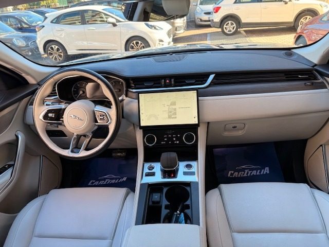 JAGUAR F-Pace usata, con Controllo automatico clima