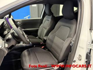 RENAULT Captur usata, con Autoradio