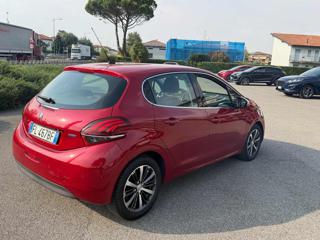 PEUGEOT 208 usata, con Alzacristalli elettrici
