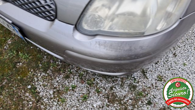 TOYOTA Yaris usata, con Airbag Passeggero
