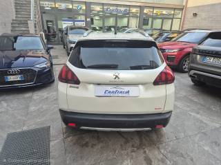 PEUGEOT 2008 usata, con Autoradio