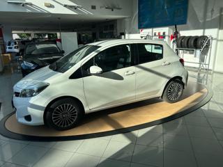 TOYOTA Yaris usata, con Airbag