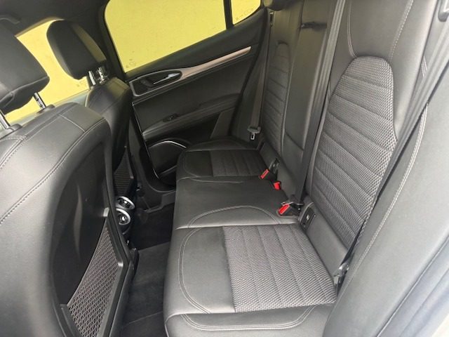 ALFA ROMEO Stelvio usata, con Cerchi in lega