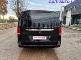 MERCEDES-BENZ V 220 usata, con Boardcomputer