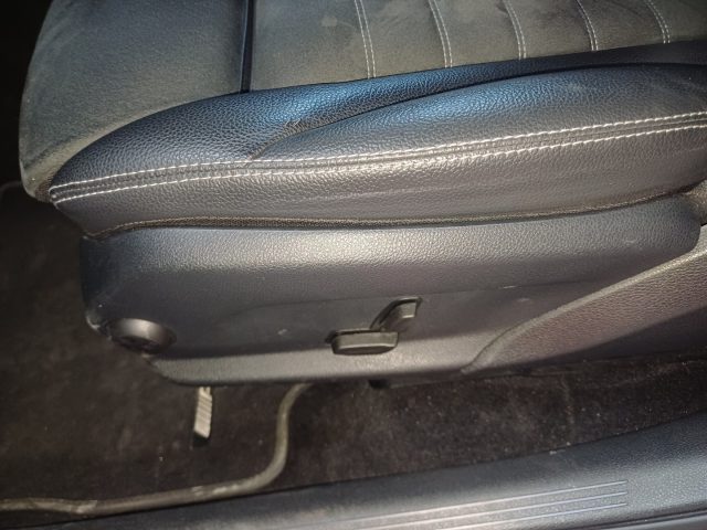 MERCEDES-BENZ GLC 220 usata, con Isofix