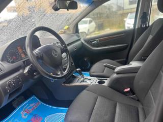 MERCEDES-BENZ A 180 usata, con Autoradio