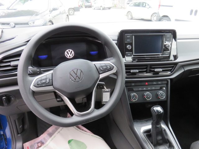 VOLKSWAGEN T-Roc usata, con Autoradio