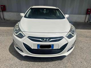 HYUNDAI i40 usata, con Airbag