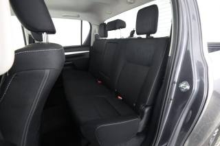 TOYOTA Hilux usata 3