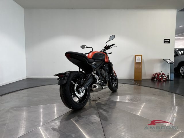 TRIUMPH Trident 660 usata 4