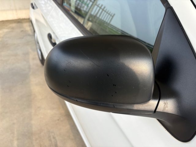 HYUNDAI i20 usata 39