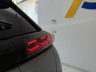 PEUGEOT 2008 usata, con Fari Xenon