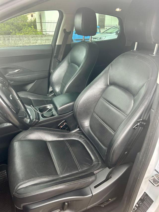 JAGUAR E-Pace usata 27