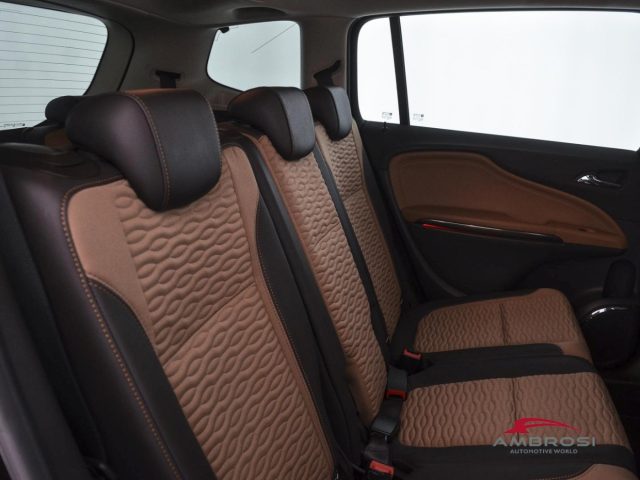 OPEL Zafira Tourer usata 12