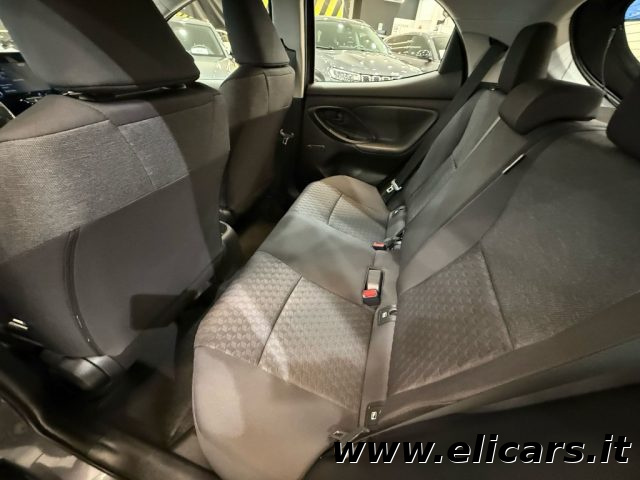 TOYOTA Yaris usata, con Touch screen