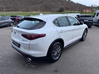 ALFA ROMEO Stelvio usata, con Alzacristalli elettrici