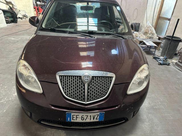 LANCIA Ypsilon usata, con ABS
