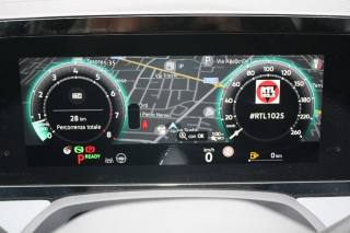 VOLKSWAGEN Passat Variant usata, con Cruise Control