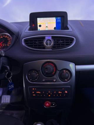 RENAULT Clio usata 11