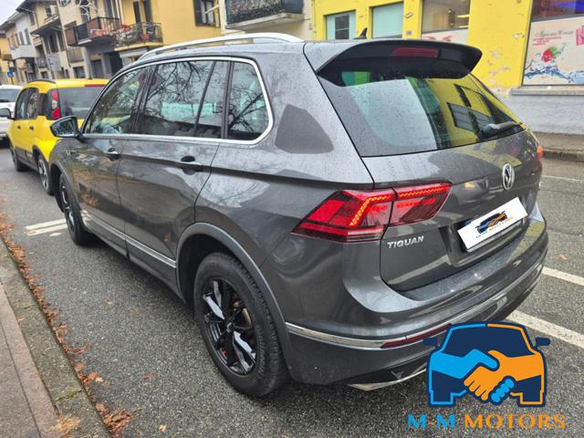 VOLKSWAGEN Tiguan usata, con Autoradio