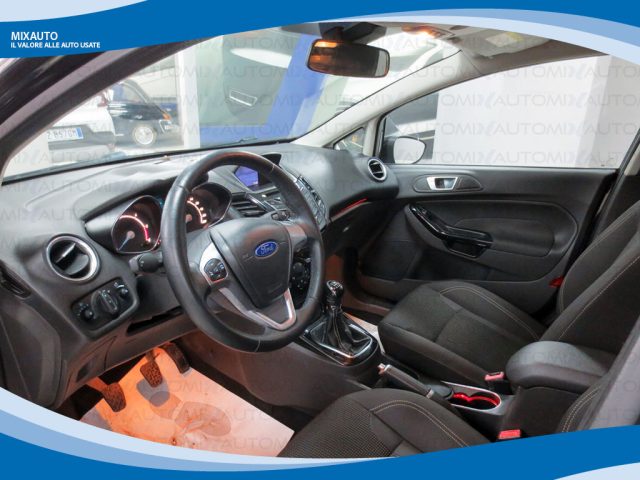 FORD Fiesta usata, con Airbag laterali