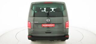 VOLKSWAGEN Caravelle usata, con Autoradio