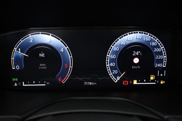 JEEP Compass usata, con Sedile posteriore sdoppiato