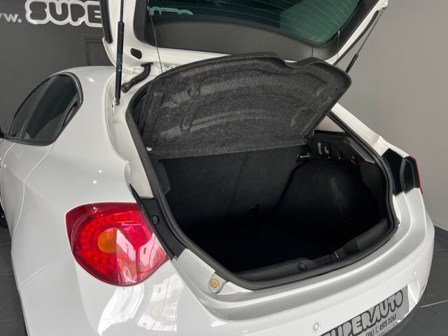 ALFA ROMEO Giulietta usata, con Climatizzatore