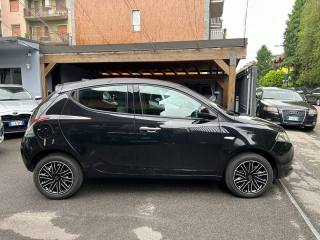 LANCIA Ypsilon usata, con Airbag laterali
