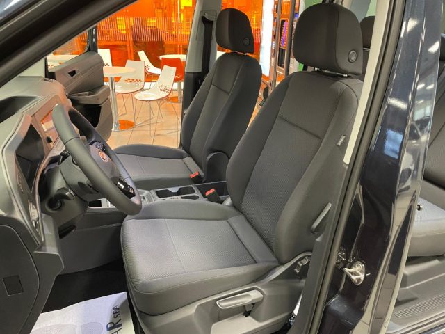 FORD Tourneo Connect usata, con Volante in pelle