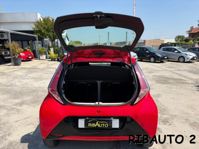 TOYOTA Aygo usata, con Fendinebbia