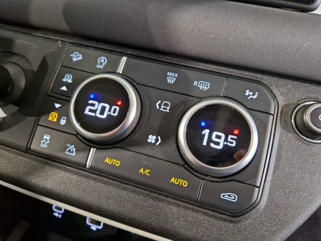 LAND ROVER Defender usata, con Interni in pelle