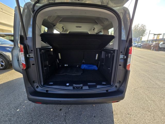 FORD Tourneo Courier usata, con Climatizzatore