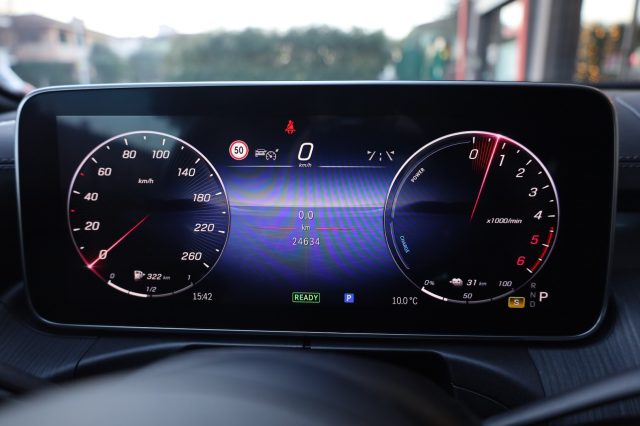 MERCEDES-BENZ C 300 usata 57