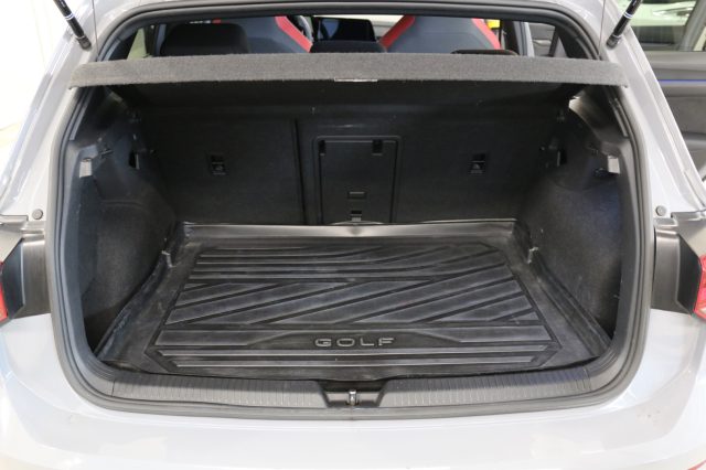 VOLKSWAGEN Golf usata, con Park Distance Control