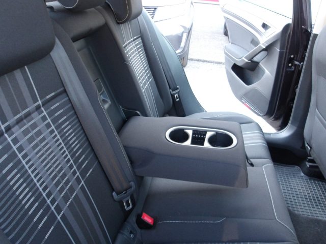 VOLKSWAGEN Golf usata 21