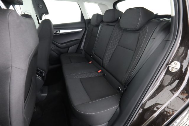 SKODA Karoq usata 9
