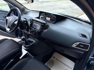 LANCIA Ypsilon usata, con Fendinebbia