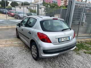 PEUGEOT 207 usata, con Autoradio