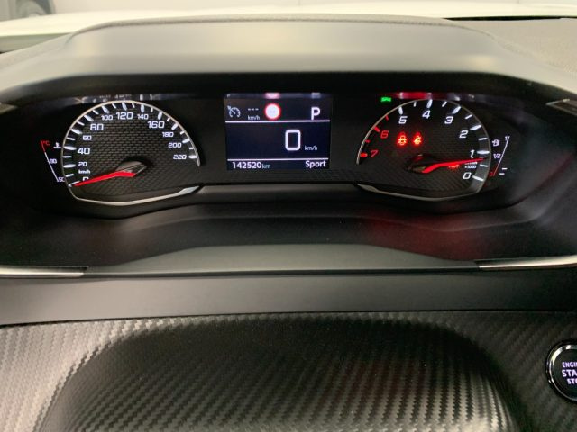 PEUGEOT 2008 usata, con Cruise Control
