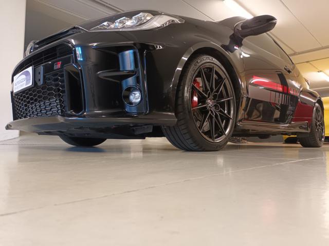 TOYOTA Yaris usata, con ESP